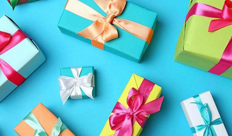 هدیه برای دانش‌آموزان دبستانی